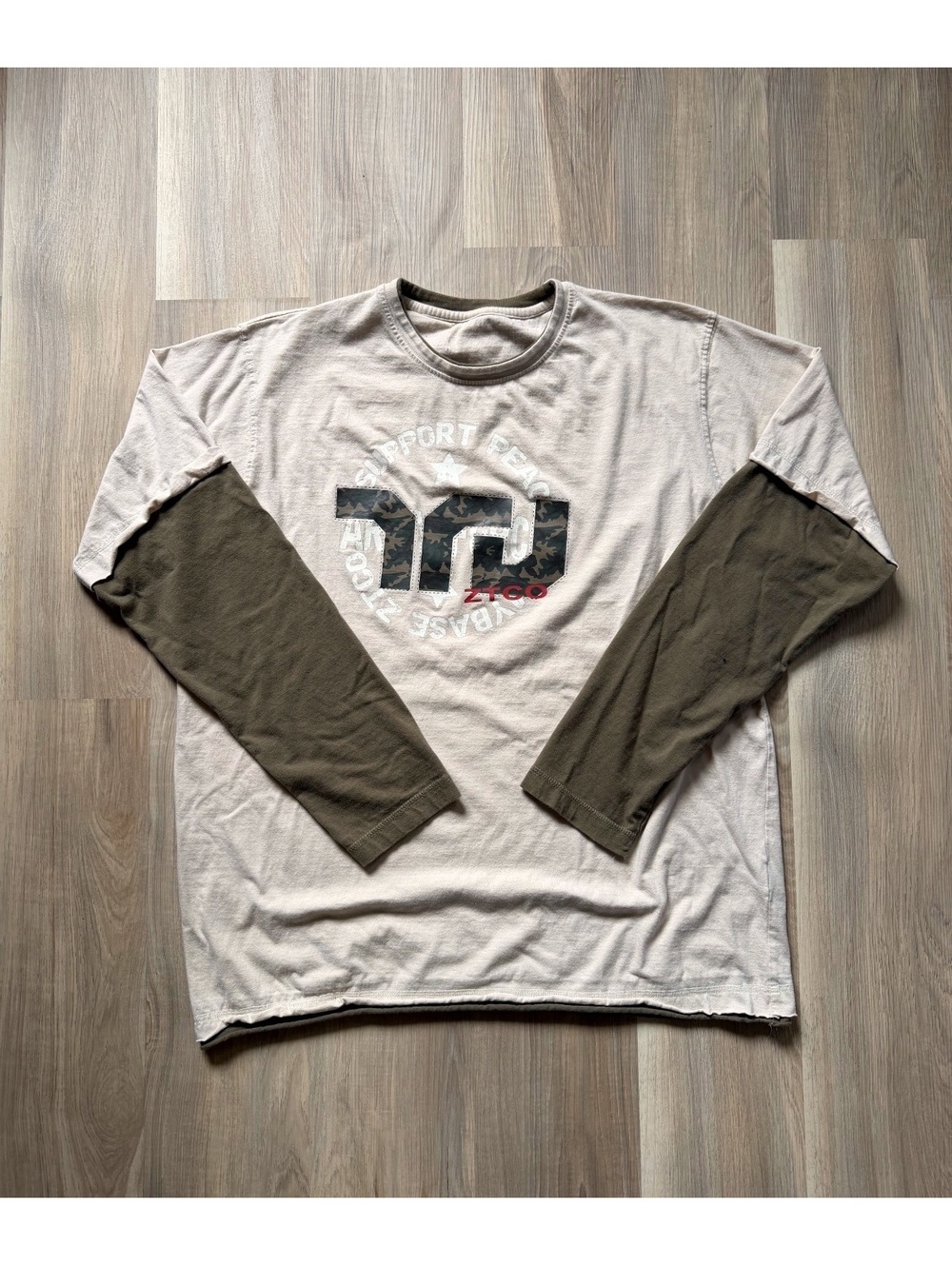 Vintage Y2K Longsleeve Graphic Shirt